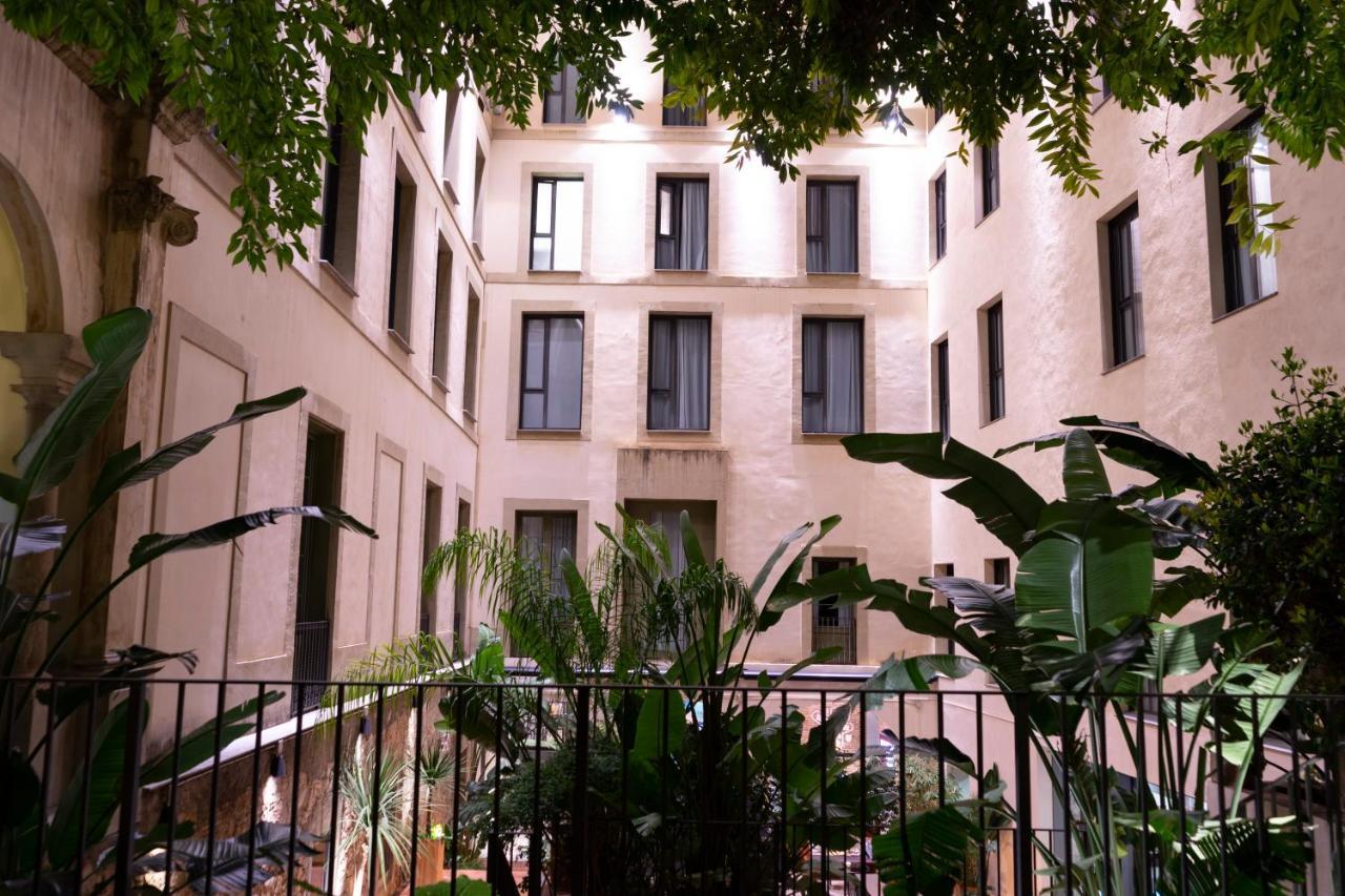 ホテル プチ パレス ボケリア ガーデン バルセロナ エクステリア 写真